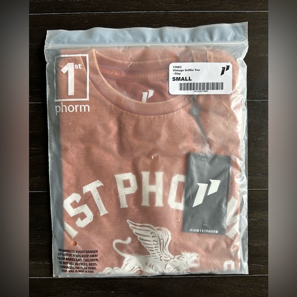 Men's Rust T-Shirt - Picture 2 of 2